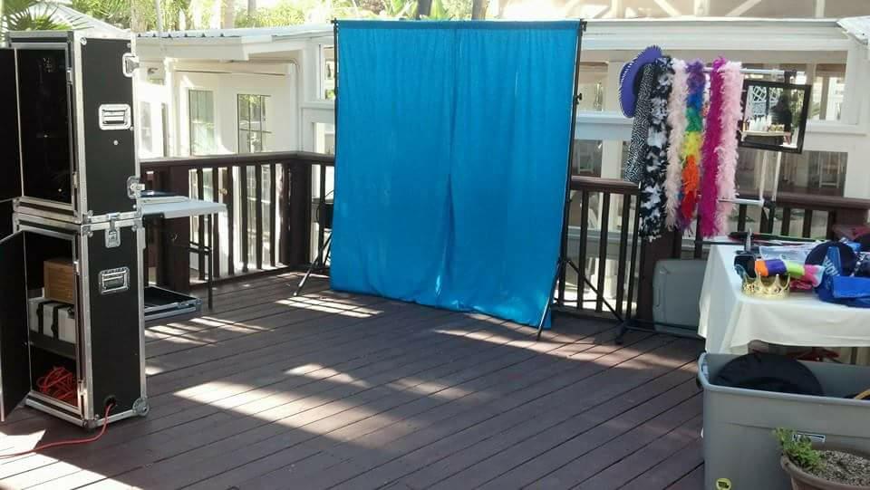 Photo Booth - Standing Curtain